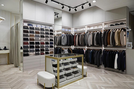 ТЦ «Смоленский пассаж», г. Москва, Смоленская пл. 3, 3 этаж